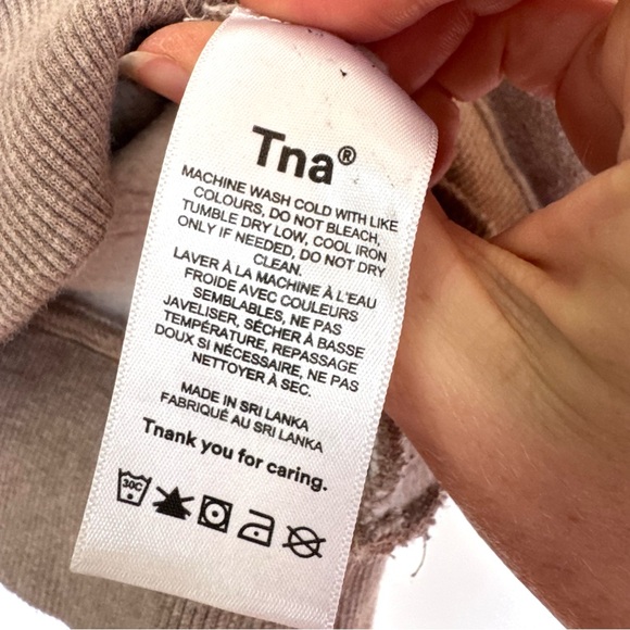 Aritzia TNA Cozy Sweatfleece oversized mockneck fleece sweatshirt - Picture 9 of 10